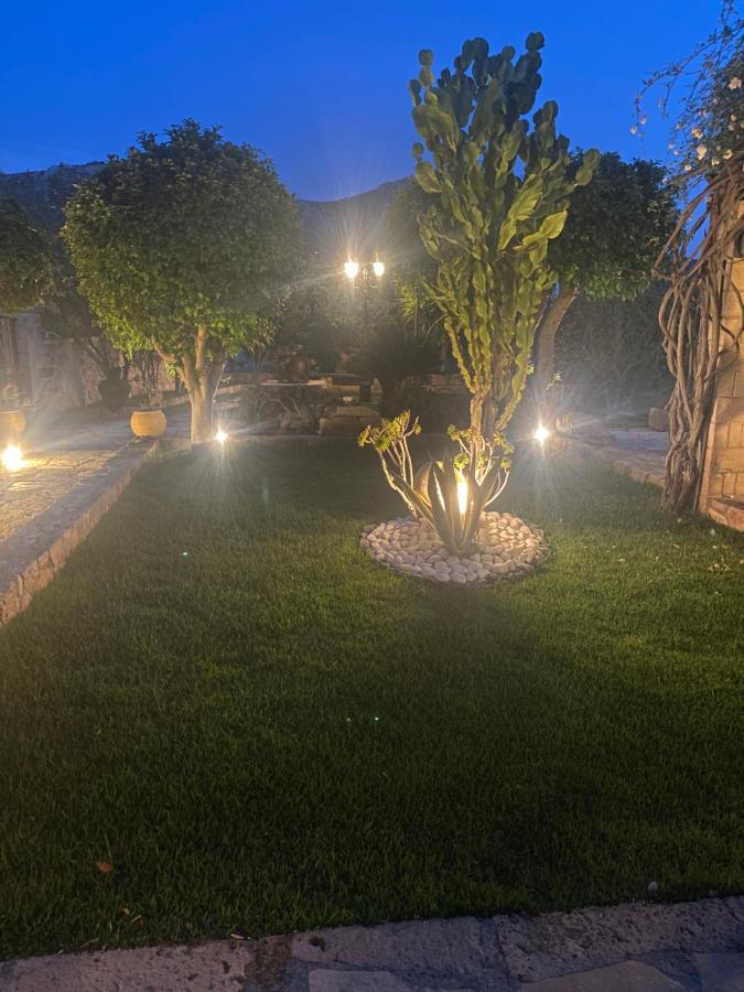 Pistachio Guesthouse, Παραδοσιακός Ξενώνας Vathi  Экстерьер фото